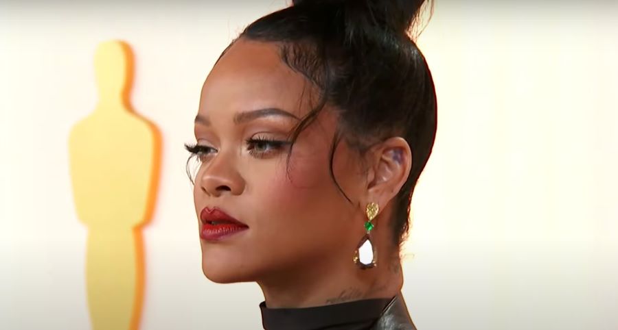 Rihanna skincare routine | Closeup of Rihanna at oscars