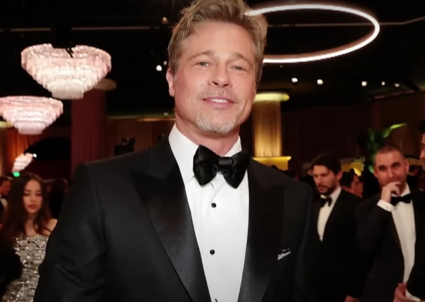 Brad Pitt Skincare Routine | Brad Pitt in black suit at Awards Show