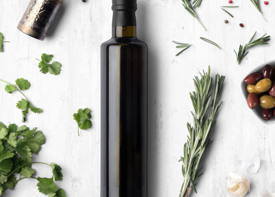 Vinegar Bath 101: Why You Should Be Soaking In Sour Suds