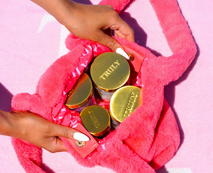 Subscribe and get different product on every renewal as mystery bundle